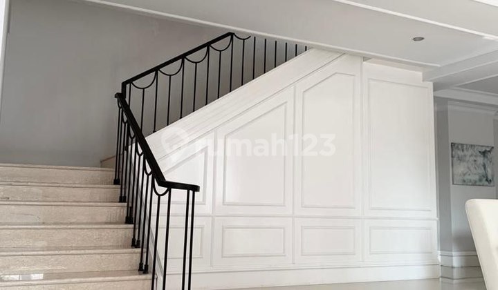 Rumah Mewah Siap Huni di Kota Baru Parahyangan 2