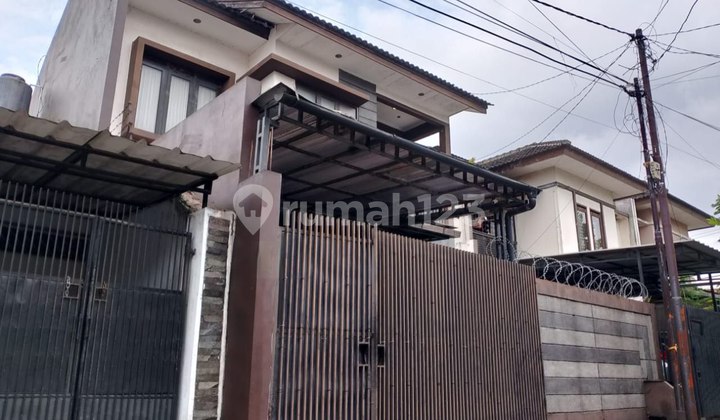 Beautiful, Affordable, Strategic House Near Mall in Taman Kopo Indah 2