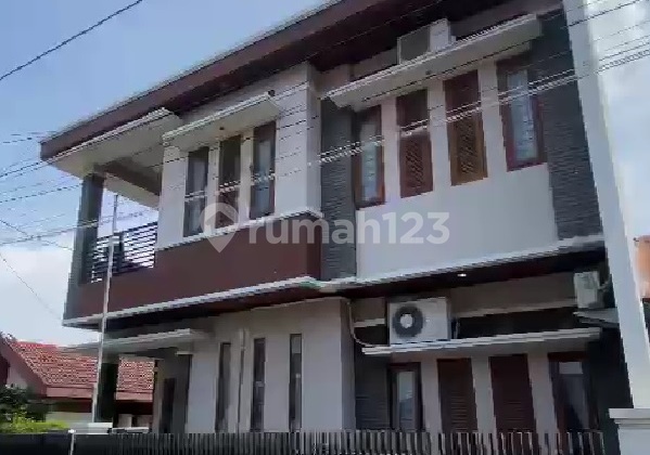 Rumah Pusat Kota Terawat Situsari Buahbatu