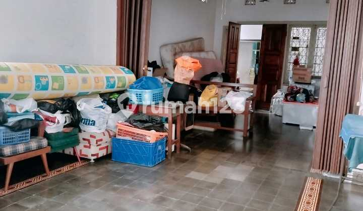 Rumah Hitung Tanah Area Komersil Di Mainroad Gatot Subroto 2