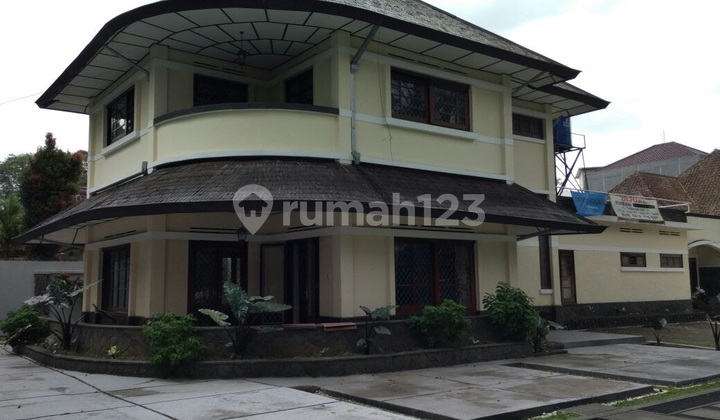 Rumah Belanda Barang Langka Mainroad Citarum Untuk Usaha 