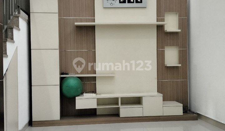 Good minimalist house in Batununggal Complex 2