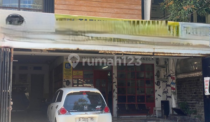 Operating Business House on Main Road Antapani Still Running