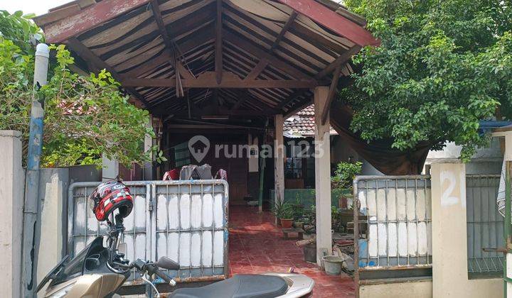 Dijual Rumah Lokasi Strategis, Cireundeu 1