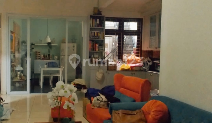 Disewa Rumah Bintaro Sektor 5 Fully Furnished  2