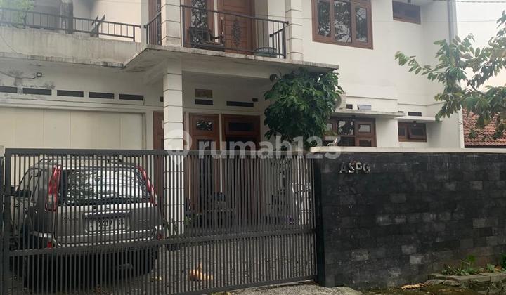 For Sale 2-Story Solid House + Drinkable Tap Water on Jl. Cianjur Batununggal, Bandung City 2