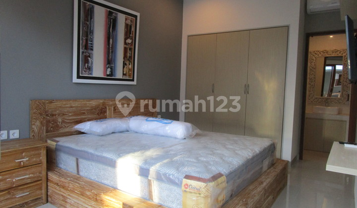 Modern Minimalist 2 Bedroom Villa On Beach Side