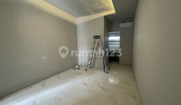 Brand New 3 Bedroom House 5