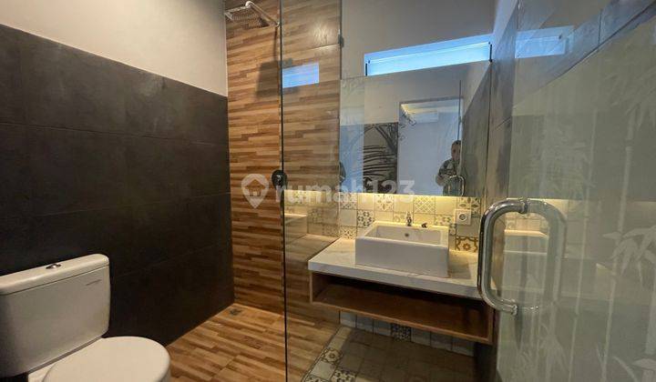 Brand New 3 Bedroom House 10