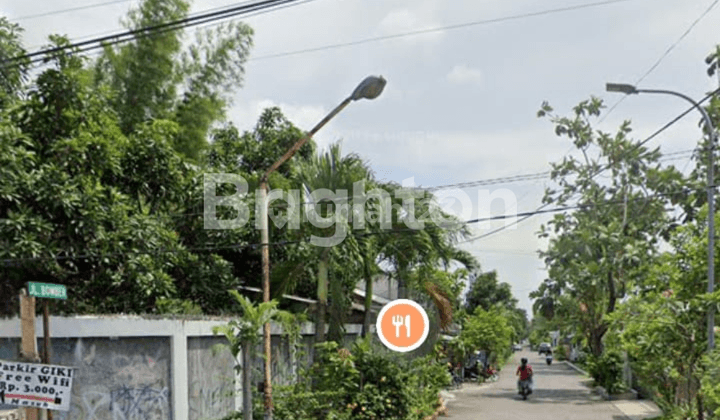 RUMAH POJOK JALAN BOMBER 1