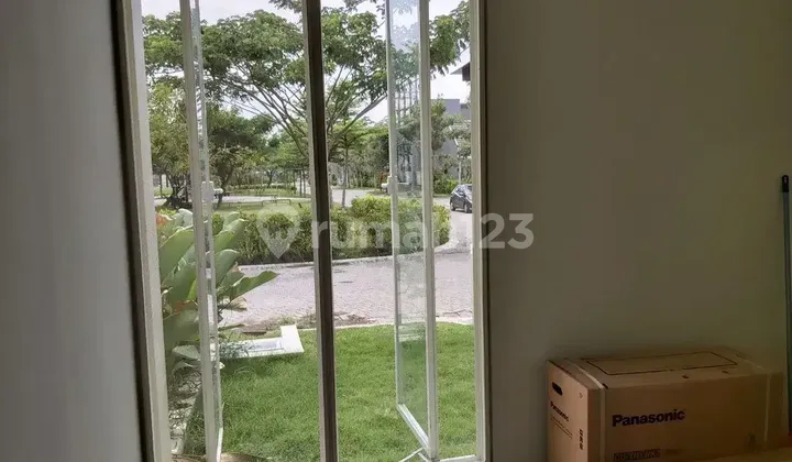 Rumah Northwest Park Depan Pool 2