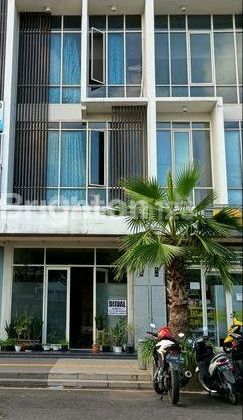 Northwest Shop House Premium Position 2