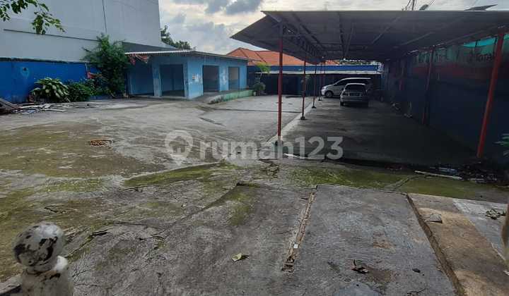 For Rent: Land for Business on Jiputat Raya Street For Rent: Land for Business on Jiputat Raya Street