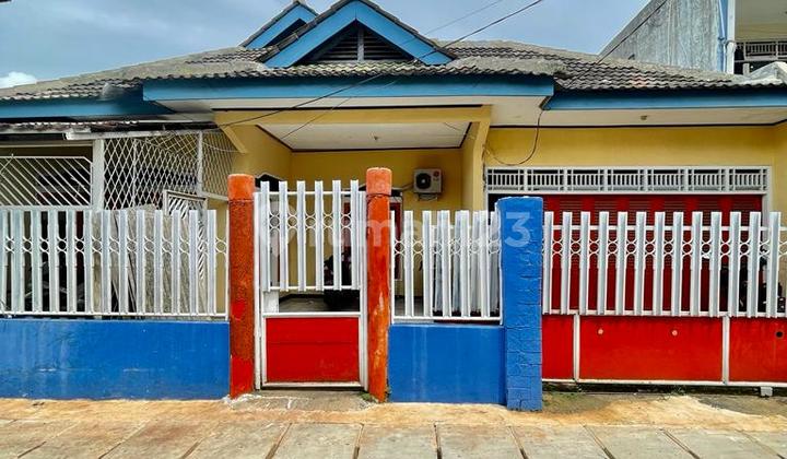 Dijual cepat kos2an di jl Antene Kebayoran Baru, Strategis, harga murah dibawah Pasaran, cocok buat invest Dijual cepat kos2an di jl Antene Kebayoran Baru, Strategis, harga murah dibawah Pasaran, cocok buat invest