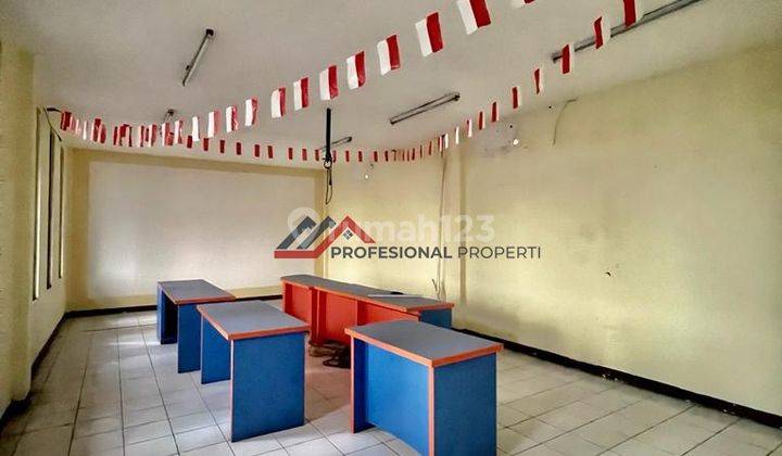 Dijual 5 unit ruko komersil di Pasar Rebo SHM, strategis, hargo nego 2