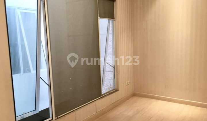 Rumah 2,5 lantai di Kebayoran Baru dekat Antasari dekat  2