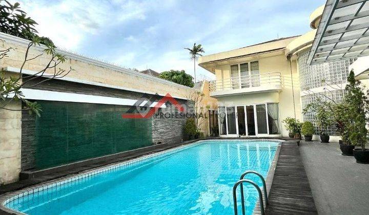 cepat rumah desain modern bercitarasa Jerman harga menarik di Pondok Indah 1