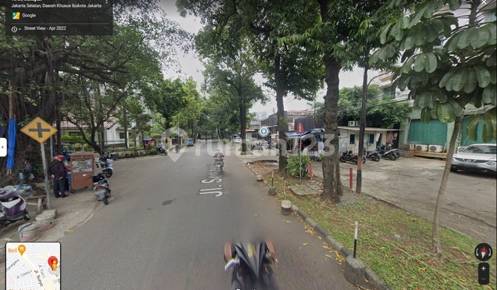 Dijual rumah hitung tanah di Jalan Senayan, Kebayoran Baru