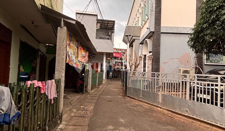 Rumah Tua Hitung Tanah di Rawamangun 2