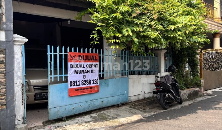 Rumah Lama di Pesanggrahan dekat tol
