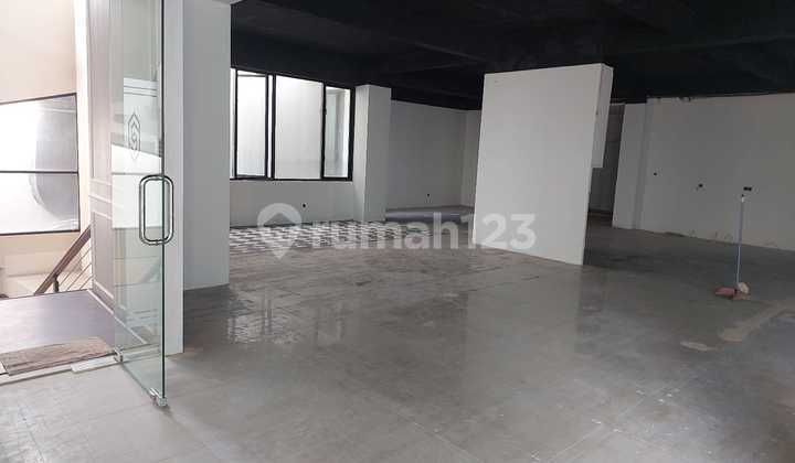Ruang Usaha di Area Premium Kebayoran Baru-Dekat SCBD