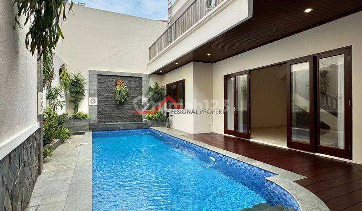 Rumah Mewah Harga Menarik  Dalam Komplek Di Jatipadang Jakarta  1