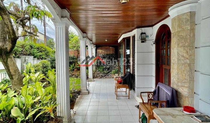 Rumah Lama Terawat Lingkungan Asri Jalan Lebar  1