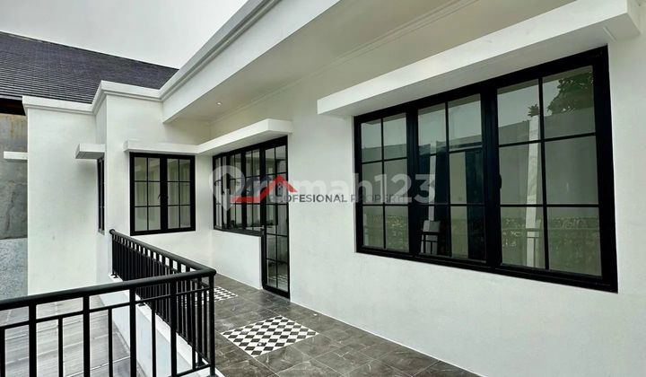 Rumah Siap Huni Mewah Minimalis Dalam Komplek Cilandak Jakarta.