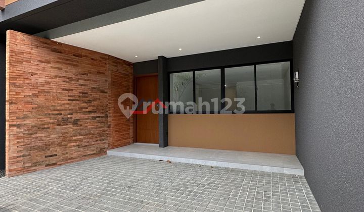 Rumah Dalam Townhouse Siap Huni Di Ampera, Jakarta Selatan