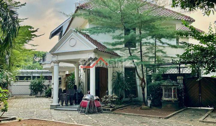 RUMAH DI KEBAYORAN BARU SIAP HUNI DENGAN HALAMAN LUAS 2