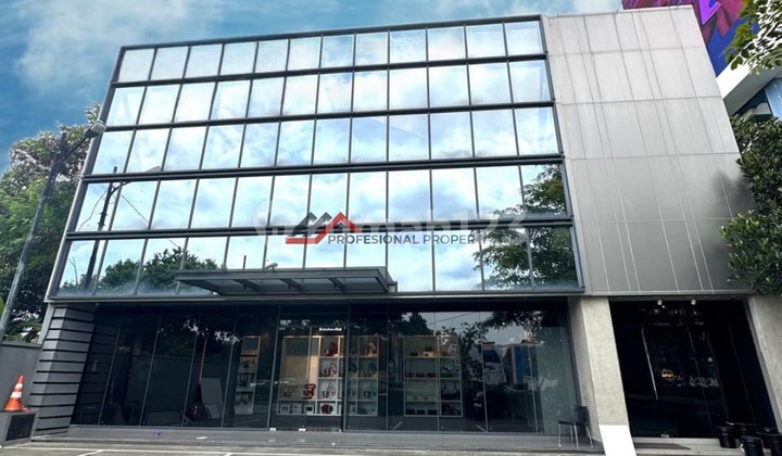 Gedung Kantor Komersial Di Area Premium Slipi Jakarta Barat
