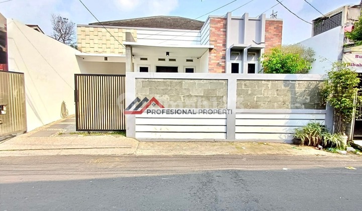 Semi-Furnished One-Story House Bangka - Kemang, South Jakarta