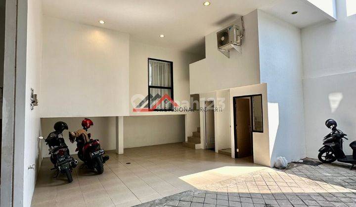  Townhouse Asri Dengan View Golf Dkt Mrt Fatmawati Jakartaselatan 1