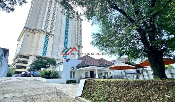 Rumah Untuk Usaha Komersil Lokasi Strategis Dekat Pusat Kota. 2
