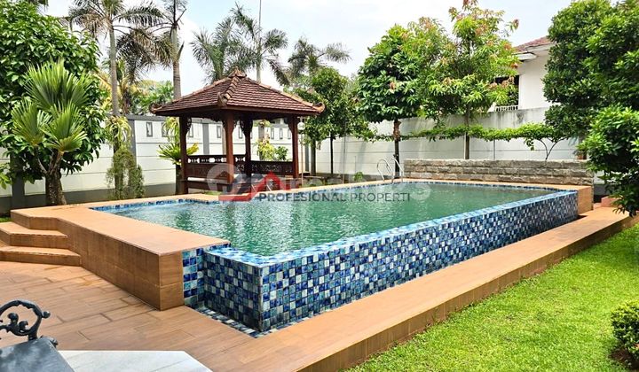Rumah Mewah Siap Huni Halaman Luas di Cilandak Margasatwa Jakarta Selatan.