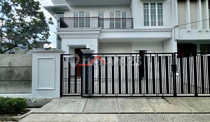 Modern Classic Ready-to-Occupy House Near Lebak Bulus MRT, South Jakarta.