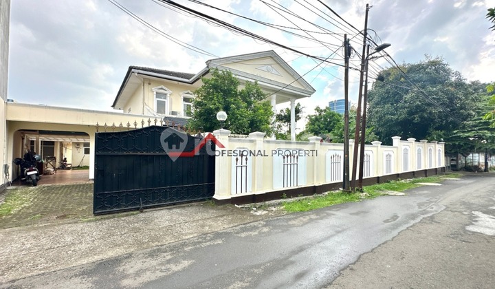 Rumah Asri Taman Sangat Luas Dan Baru Renovasi Ampera Kemang  2