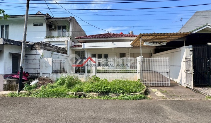 Rumah Lama Siap Huni Hatga di Bawah Pasaran Lokasi Premium SHM