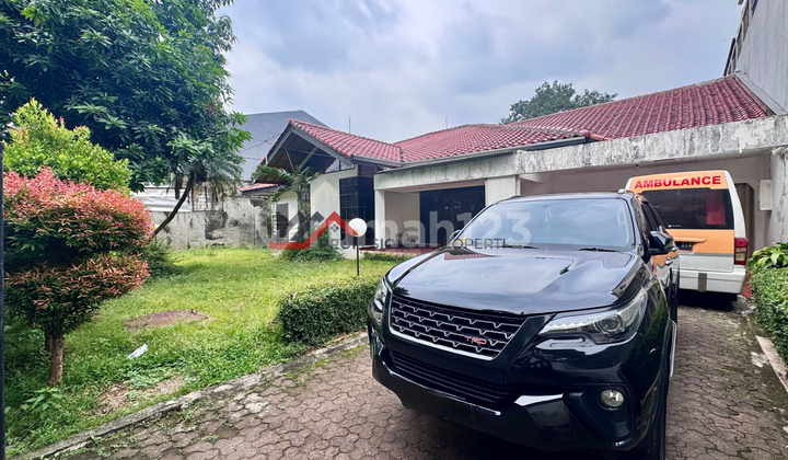 Office House in Commercial Area Kemang, South Jakarta