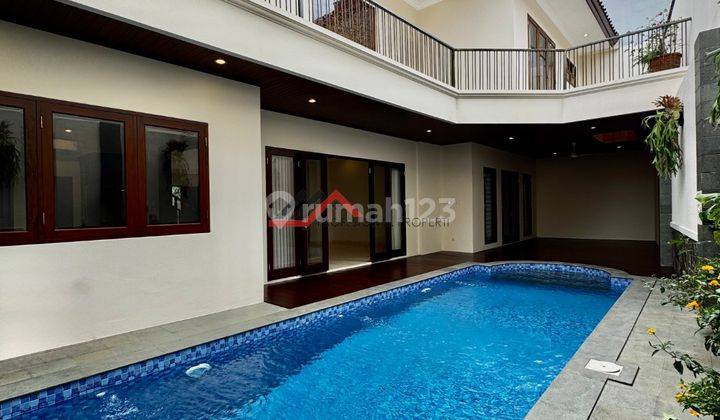 Rumah Baru Dan Mewah Siap Huni Lokasi Strategis 1