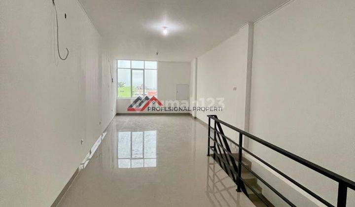 Ruko zona komersil premium area Pondok Gede 9