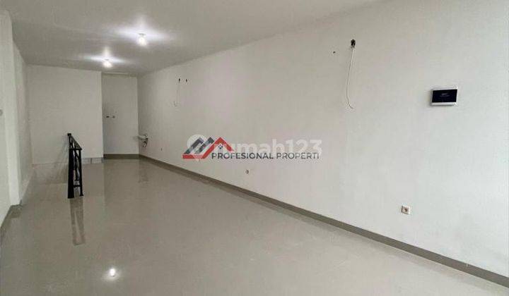 Ruko zona komersil premium area Pondok Gede 10