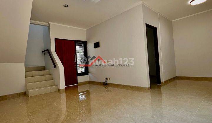 Ciracas Jaktim Minimalis Moderen Dalam Cluster Premier Terrace Ciracas Jakarta Timur 2