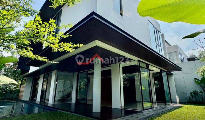 KEMANG JAKARTA SELATAN BRAND NEW LUXCORIUS MODEREN HOUSE  WITH STRATEGIS 1