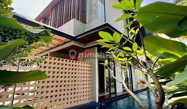 KEMANG JAKARTA SELATAN BRAND NEW LUXCORIUS MODEREN HOUSE  WITH STRATEGIS 2