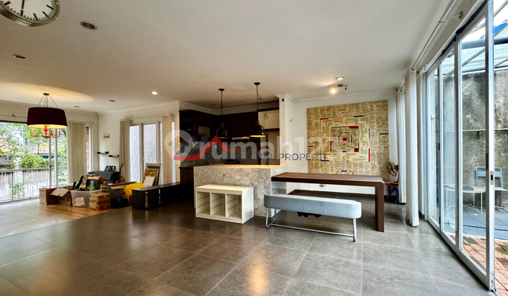 Rumah Minimalis Modern Dalam Cluster Dekat Tol Desari 2