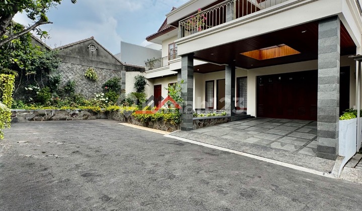 Rumah Baru Dan Mewah Siap Huni Lokasi Strategis 2