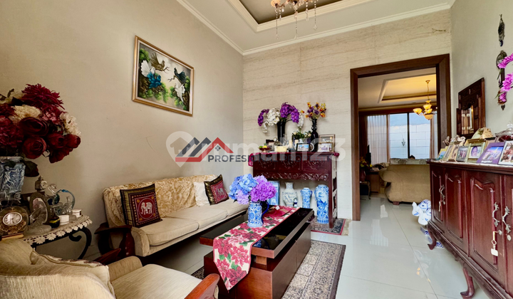 Modern Tropical Design House Equipped with Swimming Pool in Cipete, South Jakarta 2