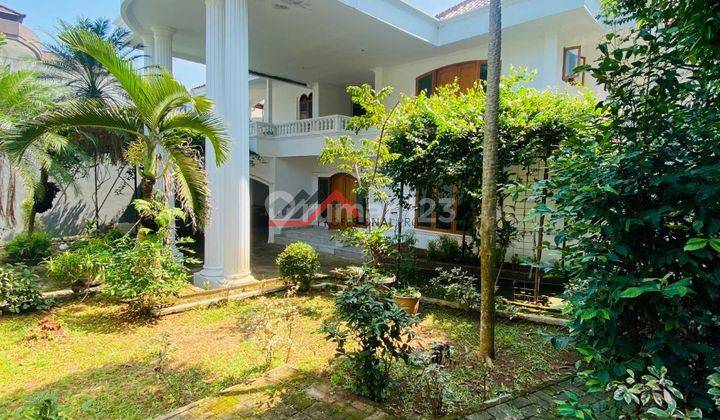 Rumah Mewah Siap Huni Di Komplek Besar Lokasi Strategis Dekat Rumah Sakit 2