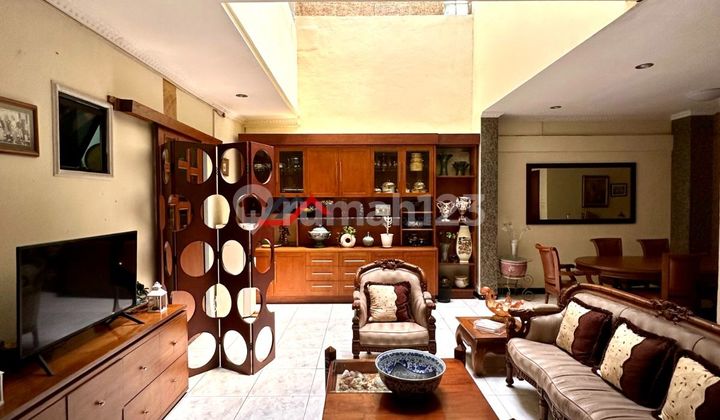 Rumah Siap Huni Cocok untuk Usaha di Tomang Jakarta Barat